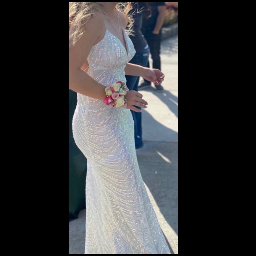 White Sequined Homecoming/Prom Dress